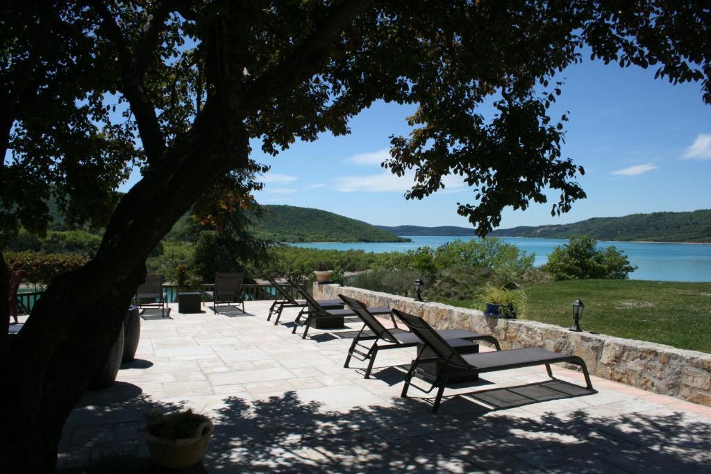 Auberge Des Salles Les Salles-sur-Verdon Exteriör bild